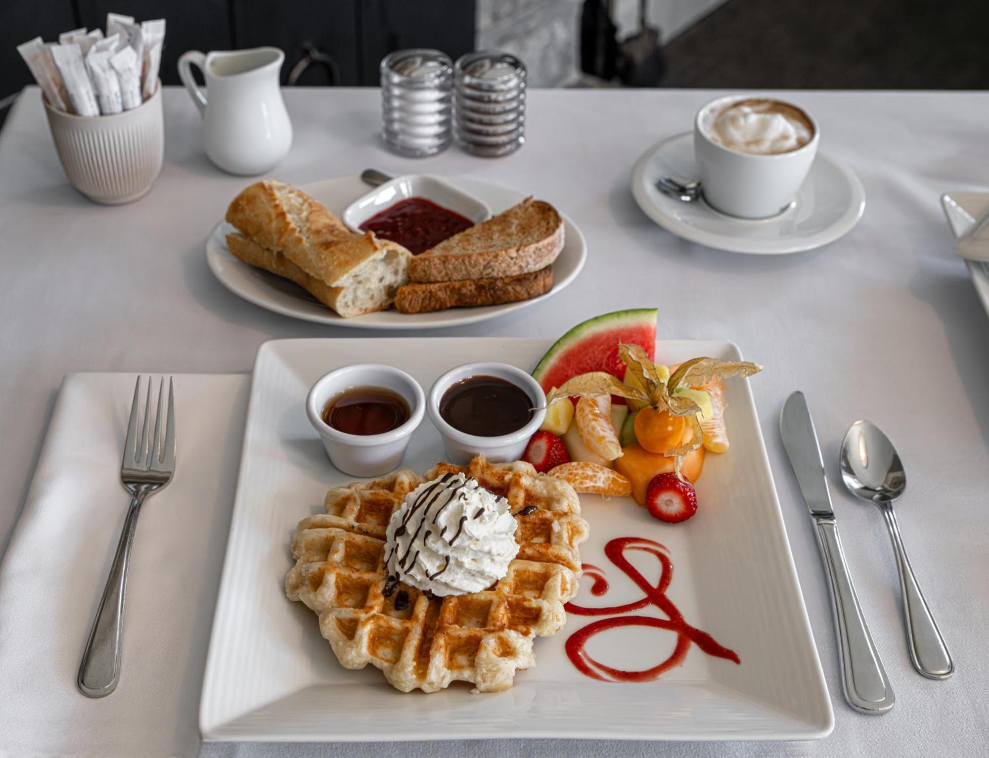 Chez Truchon Bistro-Auberge La Malbaie Exteriér fotografie