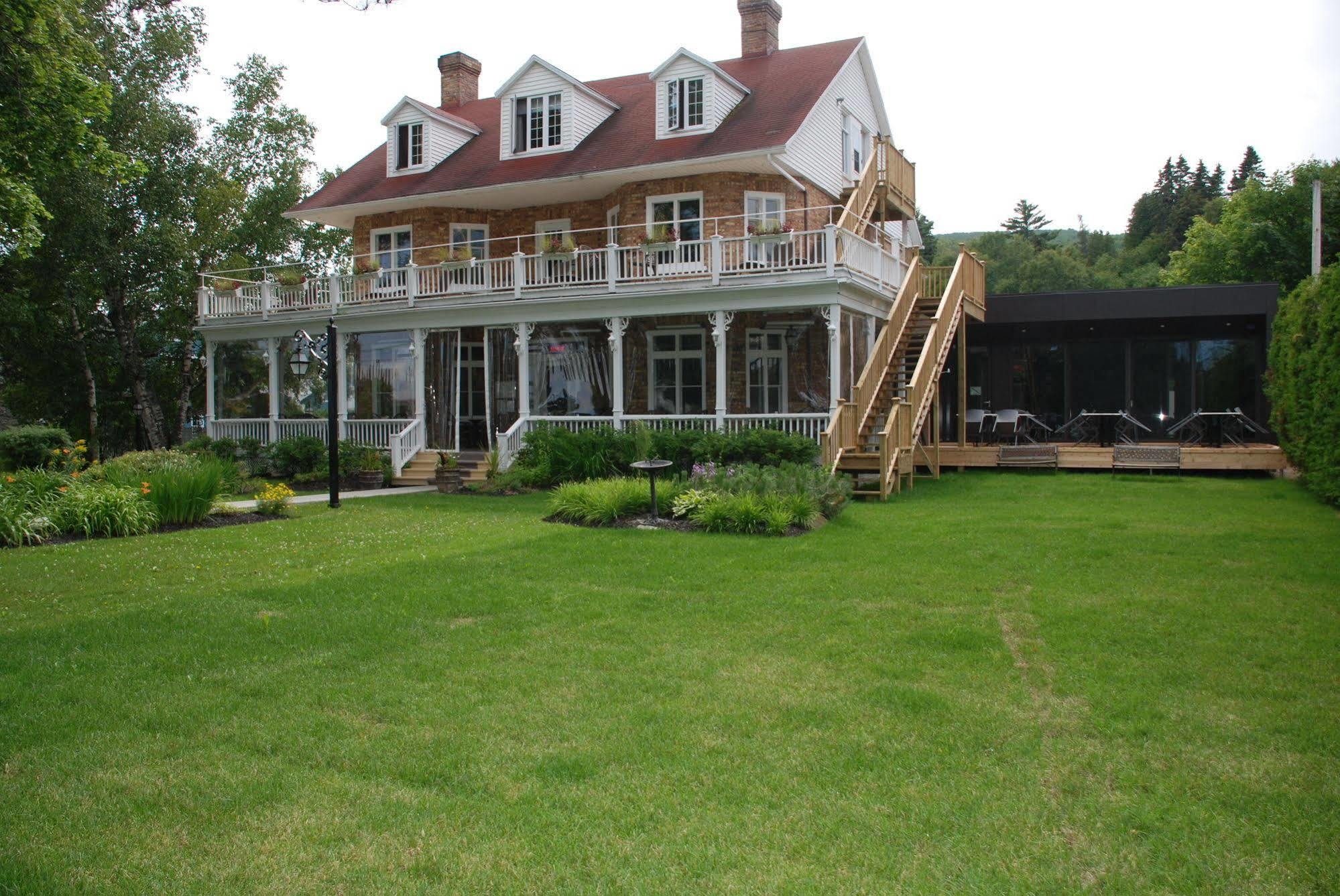 Chez Truchon Bistro-Auberge La Malbaie Exteriér fotografie